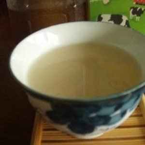 簡単☆ミネラル麦茶牛乳